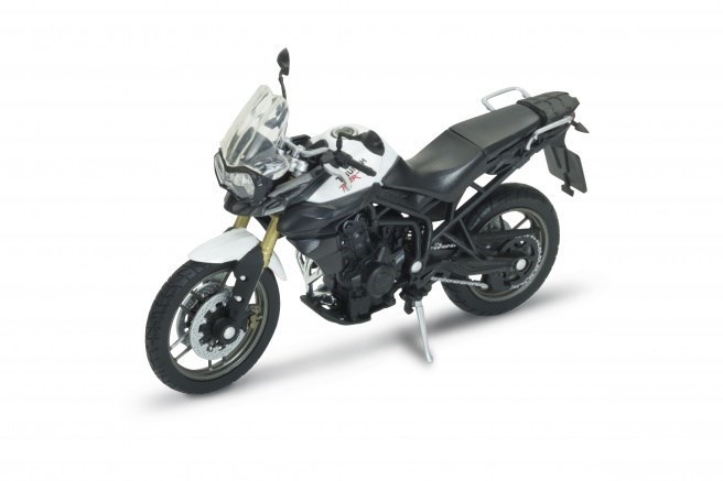 Welly 660 Model 6 Asorti Motor 1:18